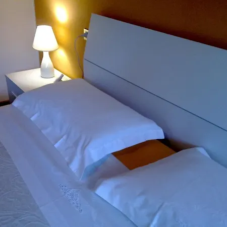 Bed and breakfast The Village Bérgamo