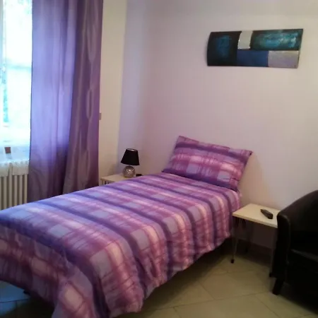 The Village Bed and breakfast