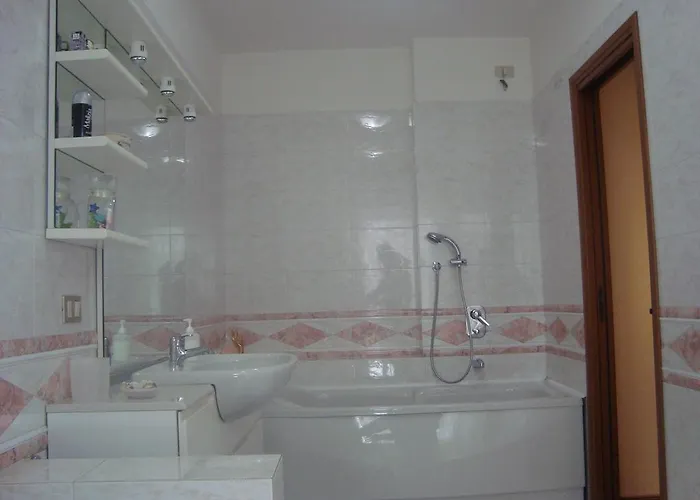 The Village Bed and Breakfast 3*