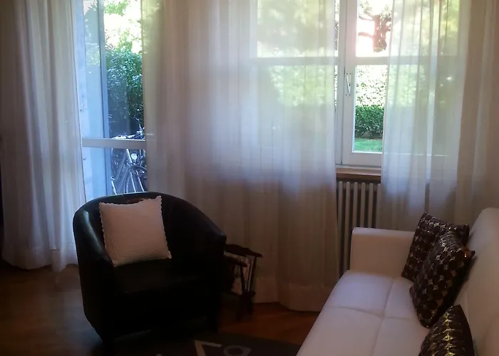 Bed and Breakfast The Village Μπέργκαμο