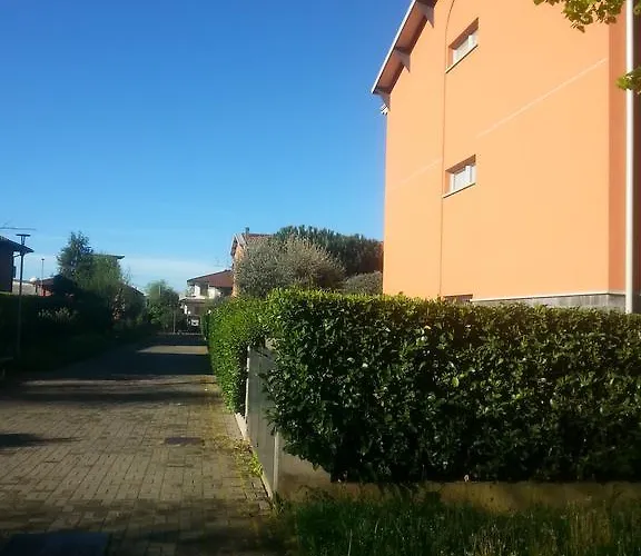 The Village بيرغامو