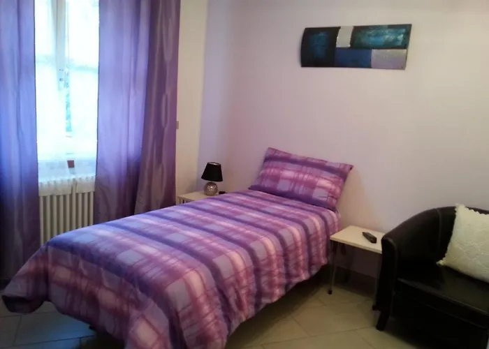 The Village ベッド・アンド・ブレックファスト